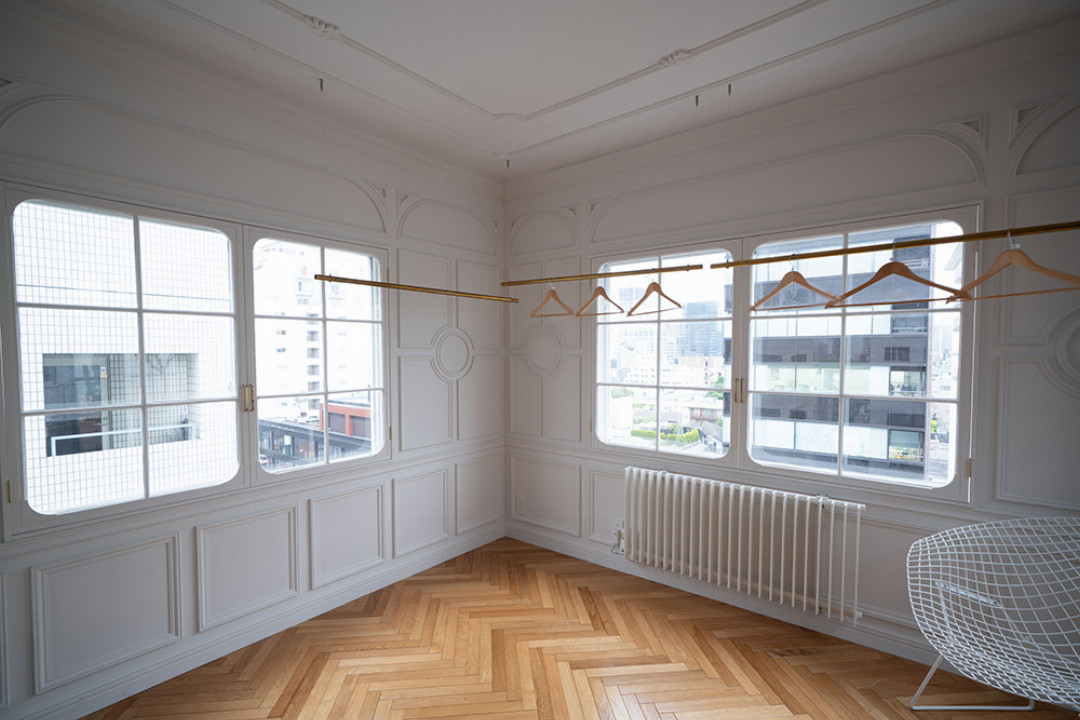 落日照青山 東京・南青山 Aoyama loft apartment ビルの屋上に佇む、植物に囲まれ